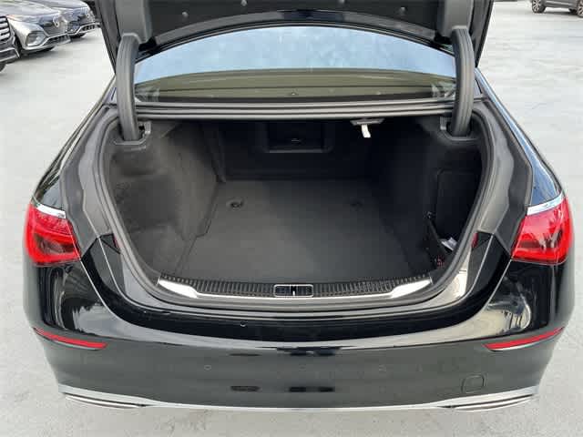 Thumbnail: 2024 Mercedes-Benz S-Class - 36