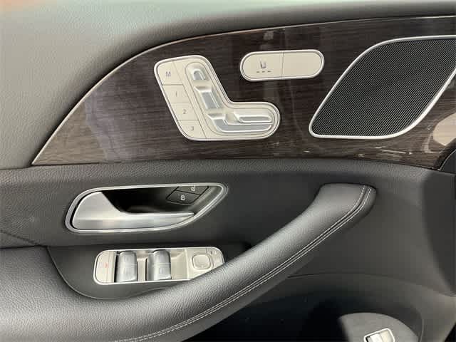 Thumbnail: 2020 Mercedes-Benz GLE - 18