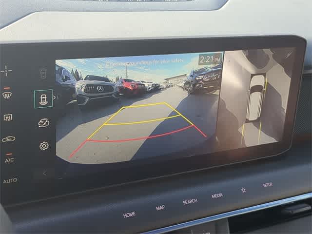 Thumbnail: 2024 Kia EV9 - 32