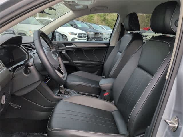 Thumbnail: 2024 Volkswagen Tiguan - 16