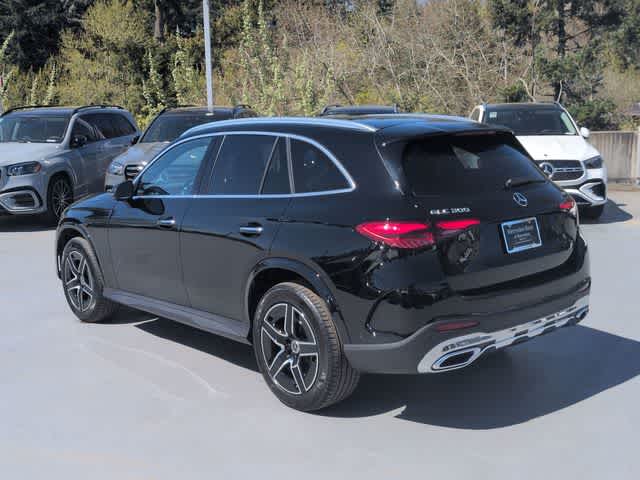 Thumbnail: 2026 Mercedes-Benz GLC - 6