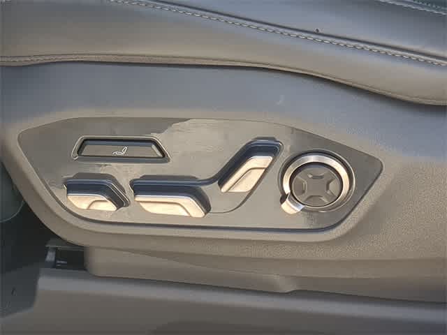 Thumbnail: 2024 Kia EV9 - 18