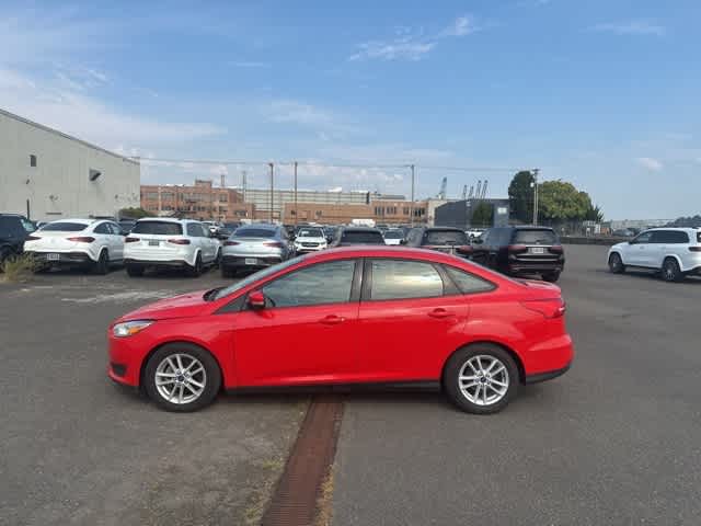 Thumbnail: 2015 Ford Focus - 8