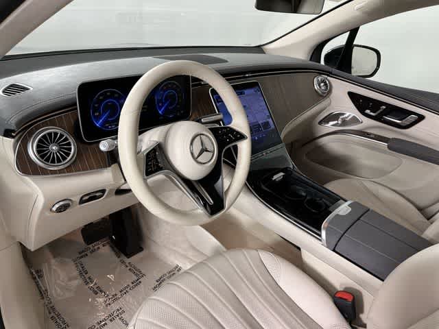 Thumbnail: 2023 Mercedes-Benz EQS - 10