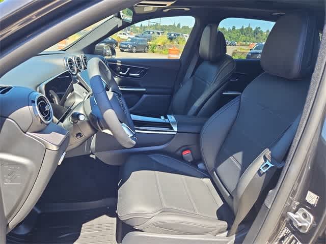 Thumbnail: 2025 Mercedes-Benz GLC - 17