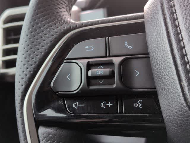 Thumbnail: 2023 Toyota Tundra - 24