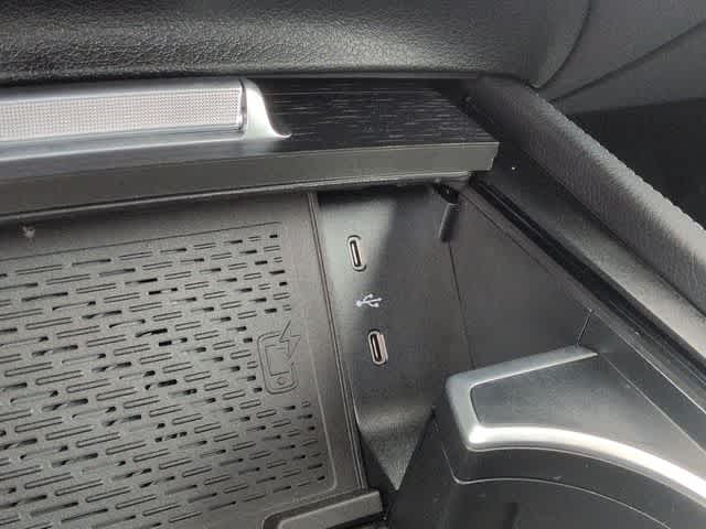 Thumbnail: 2026 Mercedes-Benz GLE - 32