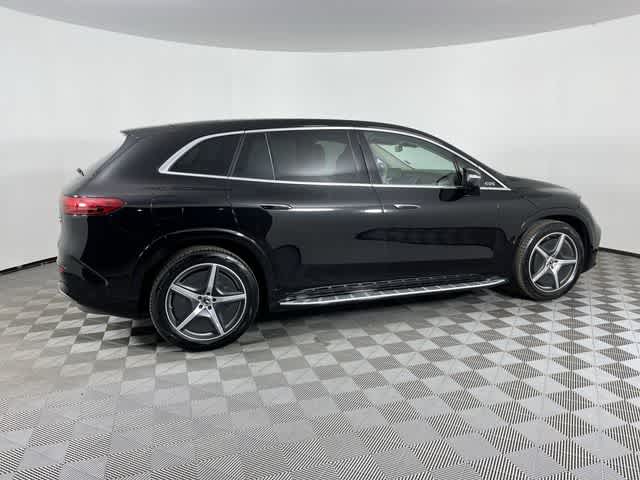 Thumbnail: 2023 Mercedes-Benz EQS - 7