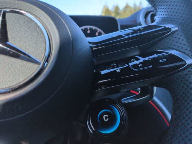 Thumbnail: 2026 Mercedes-Benz GLC - 25