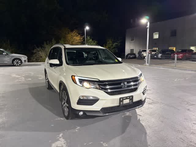 Thumbnail: 2017 Honda Pilot - 3