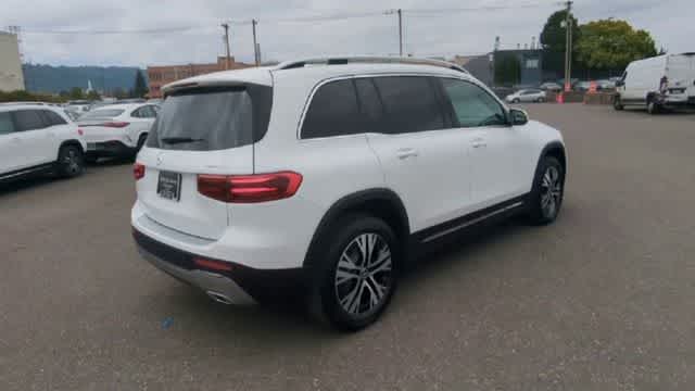 Thumbnail: 2026 Mercedes-Benz GLB - 8