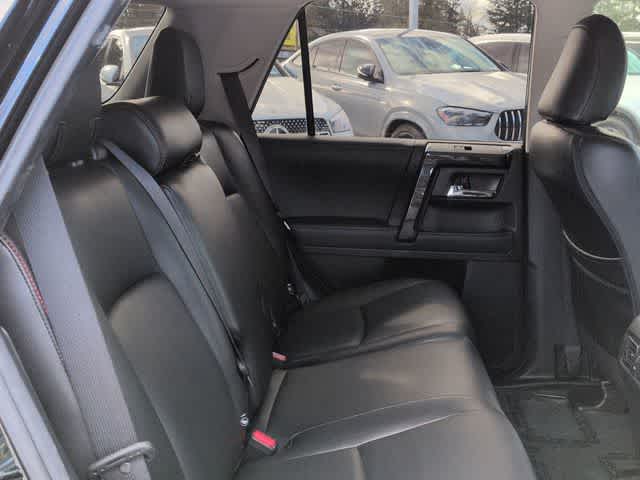 Thumbnail: 2020 Toyota 4Runner - 21