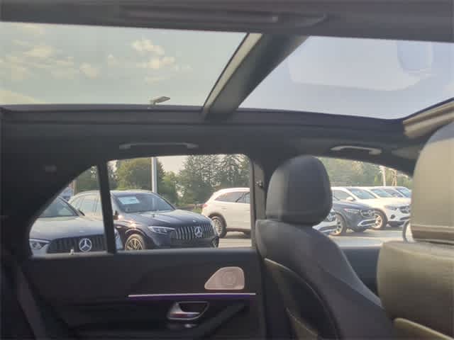 Thumbnail: 2026 Mercedes-Benz GLE - 22