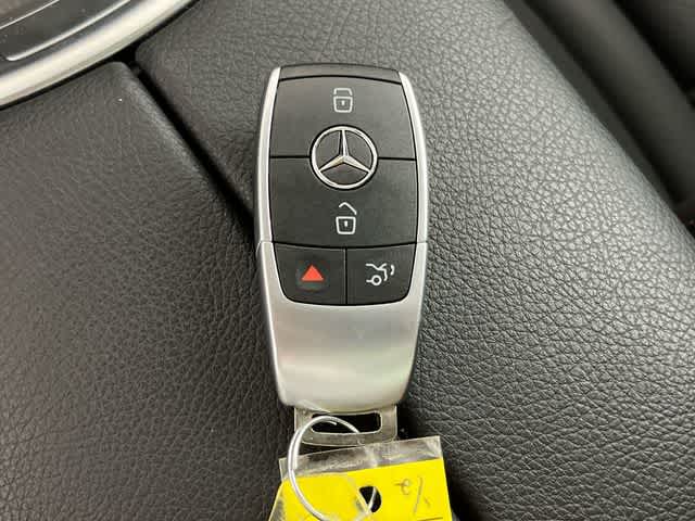 Thumbnail: 2020 Mercedes-Benz GLC - 37