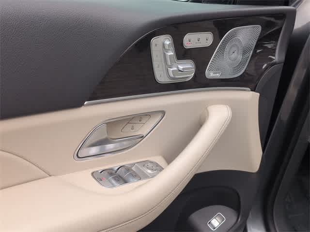 Thumbnail: 2020 Mercedes-Benz GLS - 17