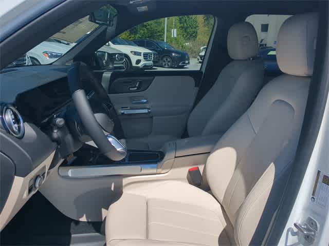 Thumbnail: 2025 Mercedes-Benz GLB - 17