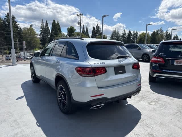 Thumbnail: 2022 Mercedes-Benz GLC - 7