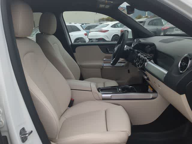 Thumbnail: 2026 Mercedes-Benz GLB - 22