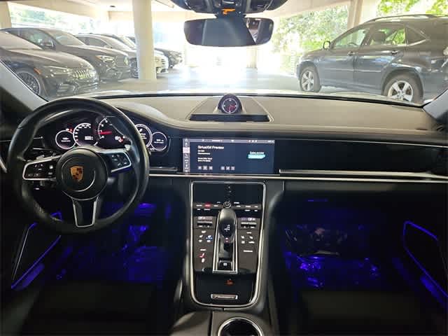 Thumbnail: 2018 Porsche Panamera - 16