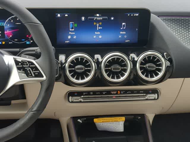 Thumbnail: 2026 Mercedes-Benz GLA - 27