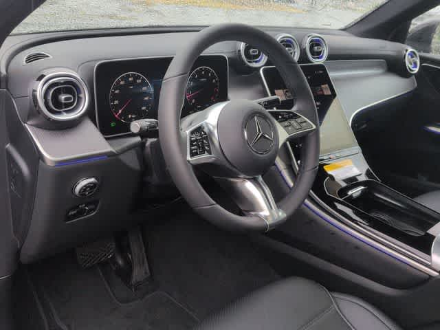 Thumbnail: 2026 Mercedes-Benz GLC - 10
