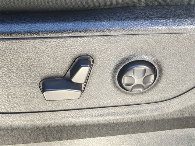 Thumbnail: 2020 RAM 1500 - 18