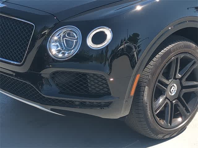 Thumbnail: 2019 Bentley Bentayga - 11