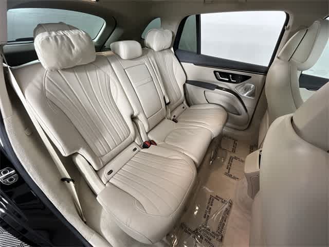 Thumbnail: 2023 Mercedes-Benz EQS - 21