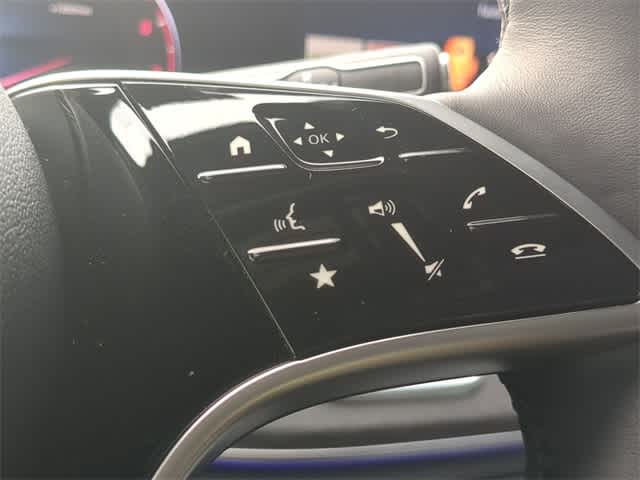 Thumbnail: 2026 Mercedes-Benz GLE - 26