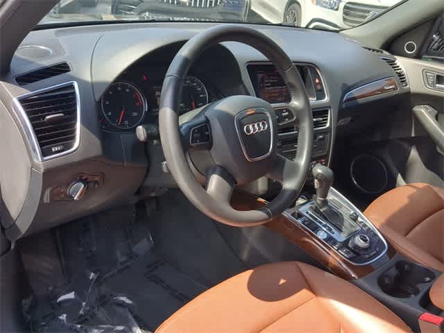 Thumbnail: 2012 Audi Q5 - 10