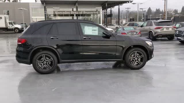 Thumbnail: 2022 Mercedes-Benz GLC - 9