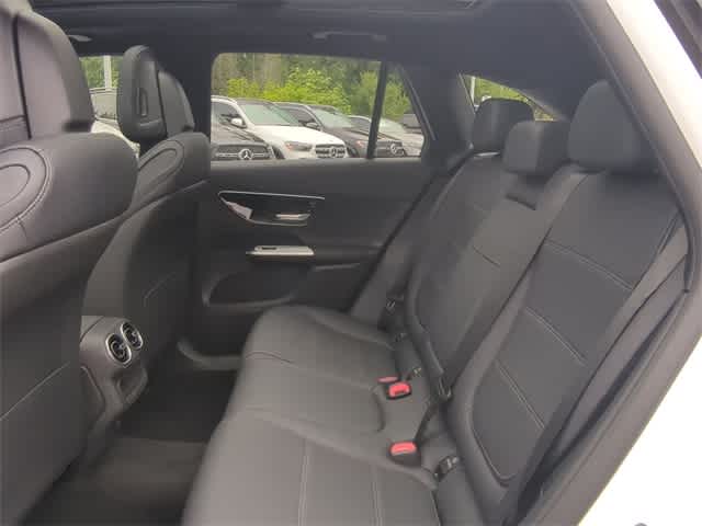 Thumbnail: 2025 Mercedes-Benz GLC - 20