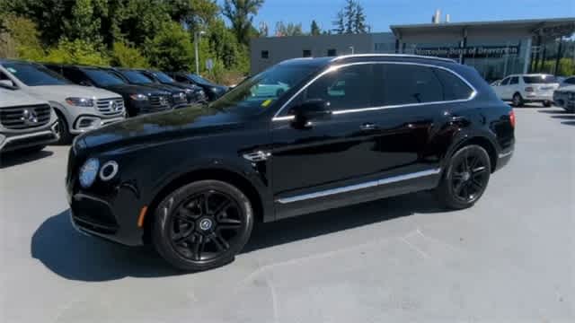 Thumbnail: 2019 Bentley Bentayga - 4