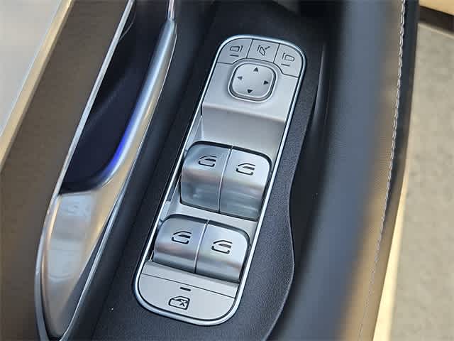 Thumbnail: 2025 Mercedes-Benz GLE - 18