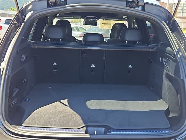 Thumbnail: 2025 Mercedes-Benz GLC - 37