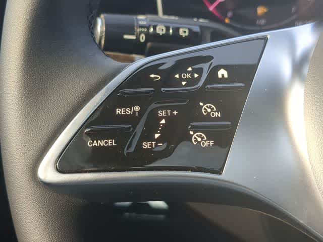 Thumbnail: 2025 Mercedes-Benz GLC - 25