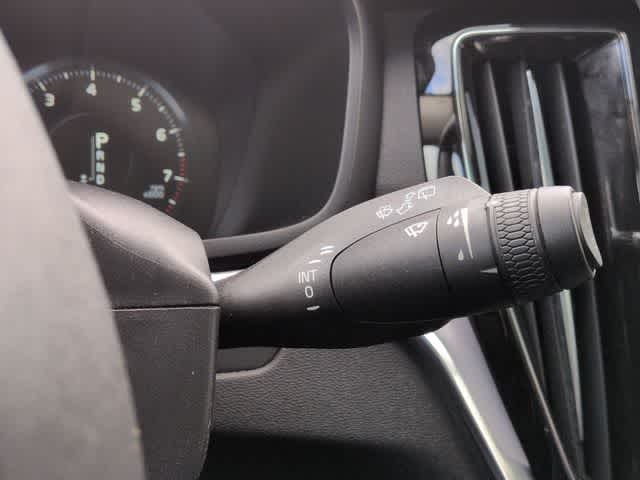Thumbnail: 2020 Volvo S60 - 26