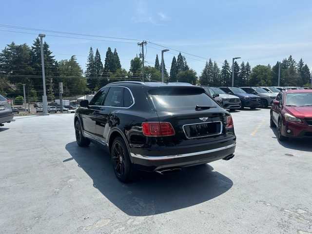 Thumbnail: 2019 Bentley Bentayga - 7
