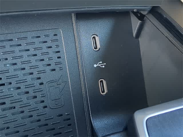 Thumbnail: 2026 Mercedes-Benz GLE - 32