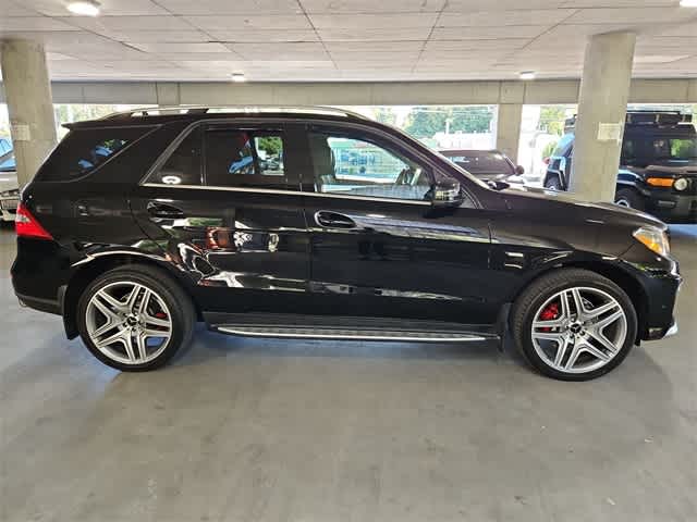 Thumbnail: 2013 Mercedes-Benz M-Class - 2