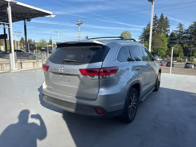 Thumbnail: 2018 Toyota Highlander - 7