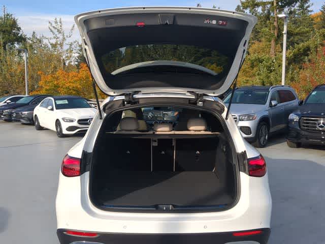 Thumbnail: 2026 Mercedes-Benz GLC - 34