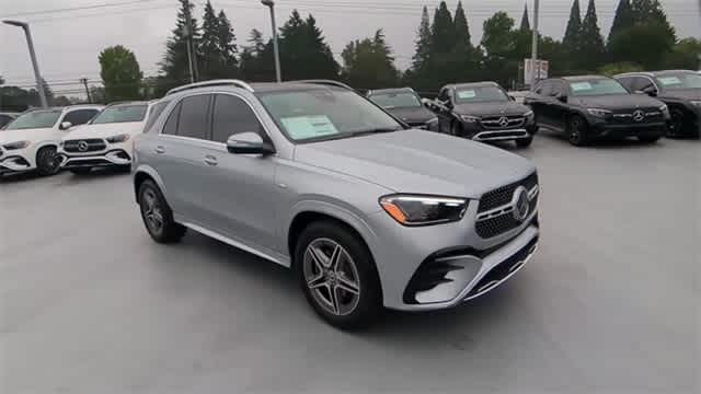 Thumbnail: 2025 Mercedes-Benz GLE - 2