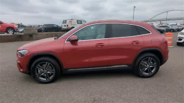 Thumbnail: 2026 Mercedes-Benz GLA - 5