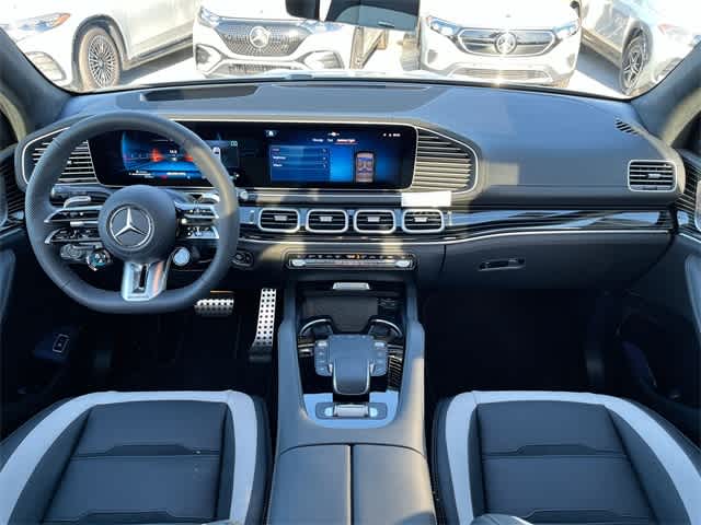 Thumbnail: 2024 Mercedes-Benz GL-Class - 16