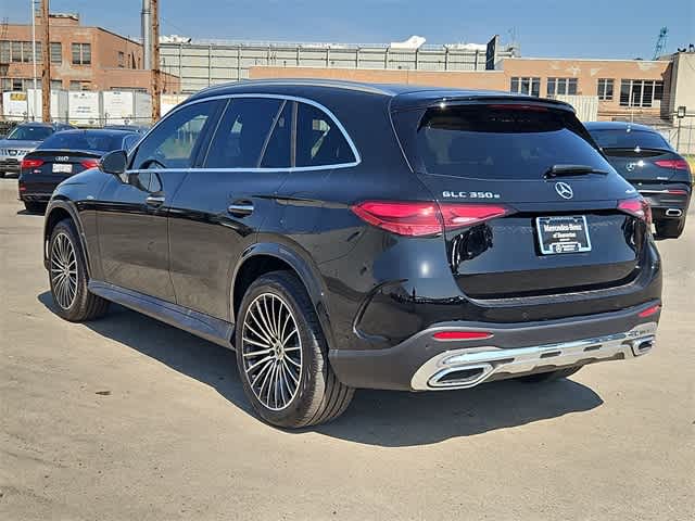 Thumbnail: 2025 Mercedes-Benz GLC - 6