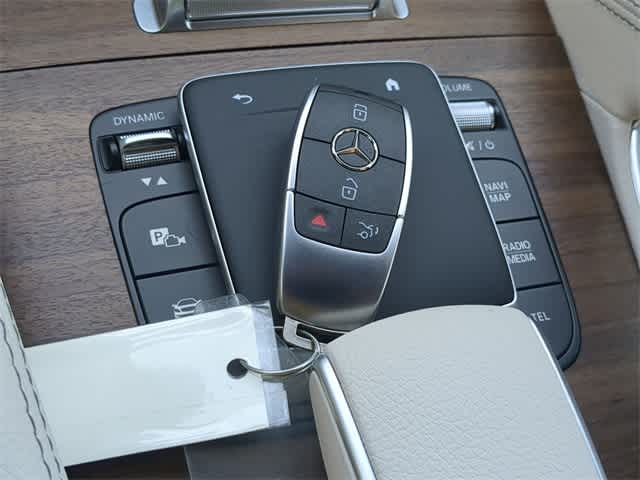 Thumbnail: 2026 Mercedes-Benz GLE - 36