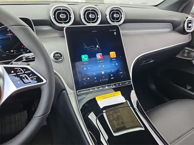 Thumbnail: 2025 Mercedes-Benz GLC - 30