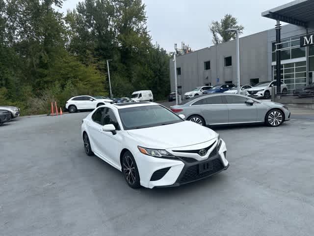 Thumbnail: 2019 Toyota Camry - 3