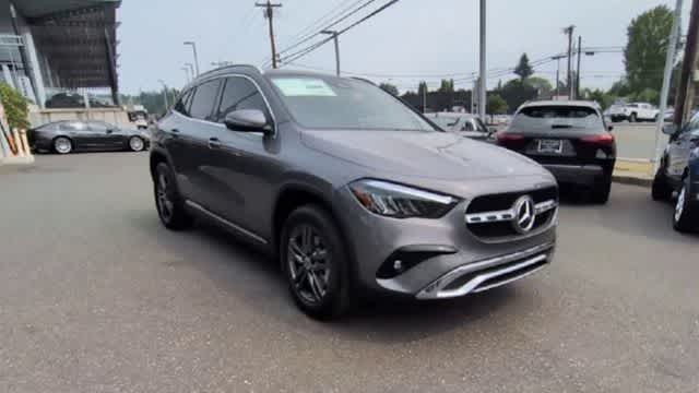 Thumbnail: 2026 Mercedes-Benz GLA - 2